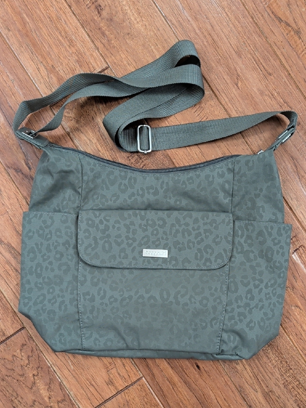 Baggallini Travel Gray Leopard-Print Crossbody Bag